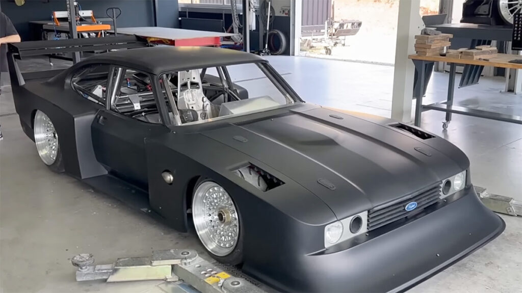 holyhall-ford-capri-gruppe-5-rennwagen