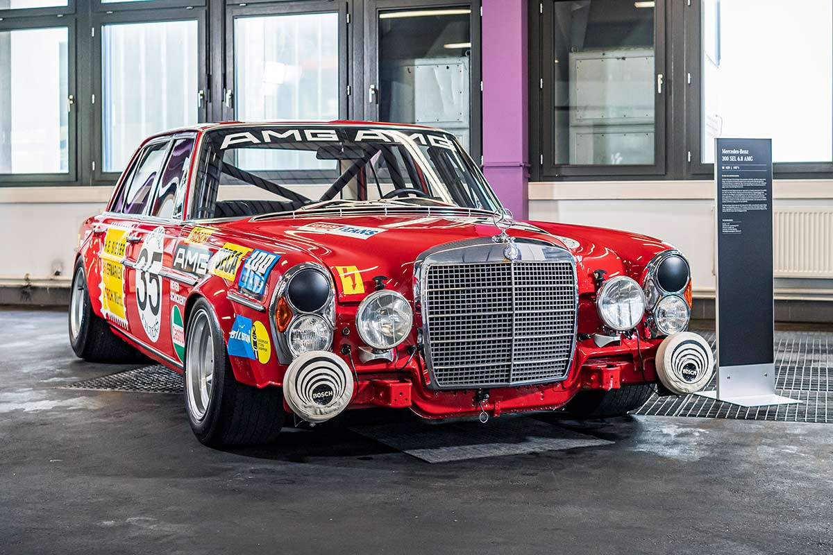 mercedes-benz-amg-rote-sau