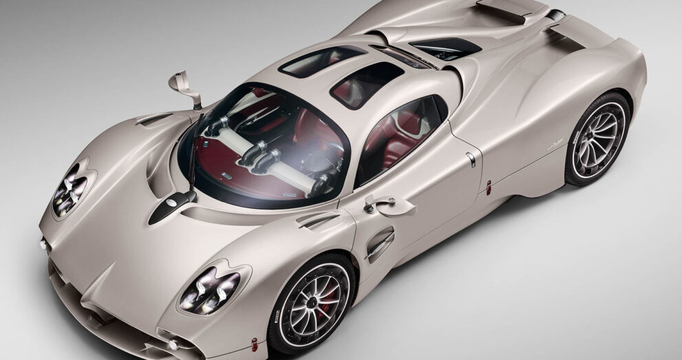 pagani-utopia-beige-seitenansicht-front