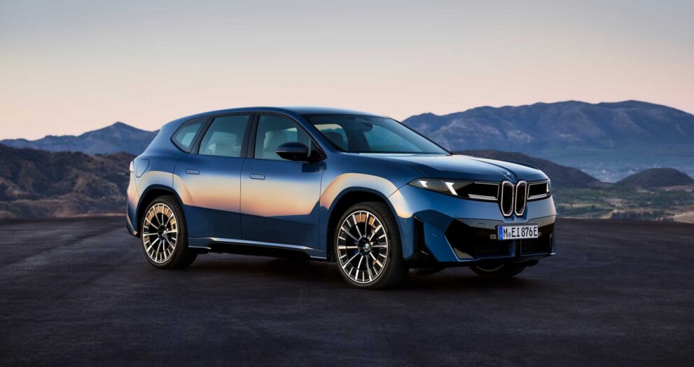 bmw-ix3-hintergrund-berglandschaft