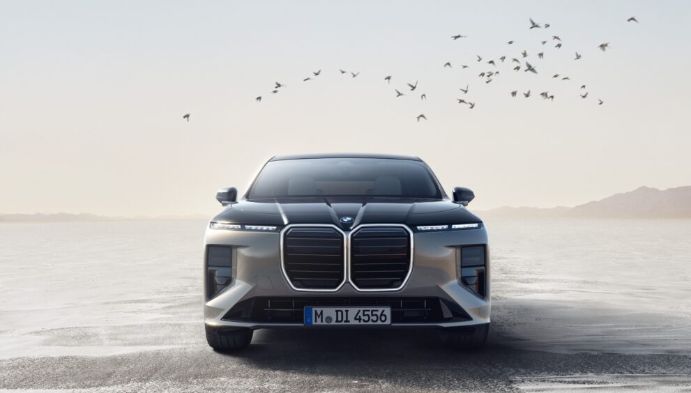 bmw-siebener-neu-front