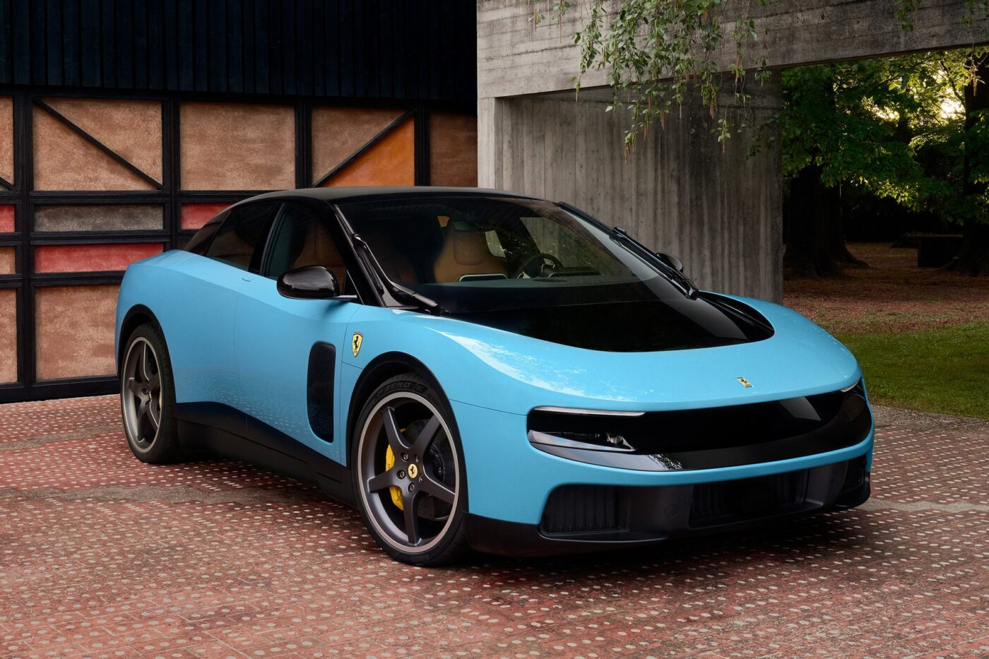 ferrari-luce