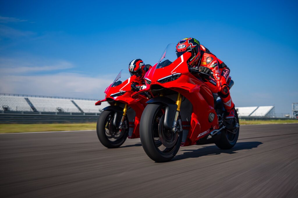 ducati-panigale-v4-r-2026
